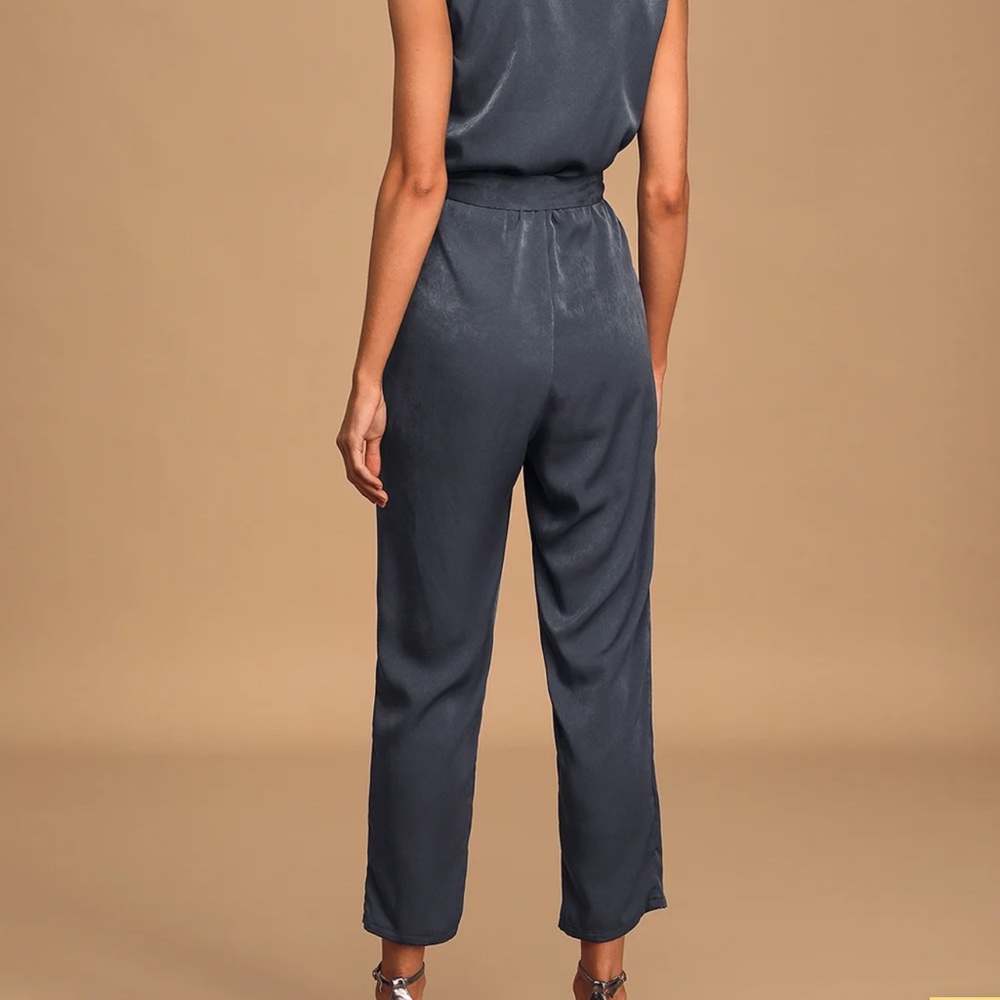 Lulu’s satin jumpsuit - Picture 2 of 10